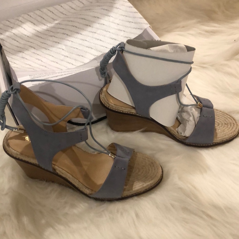 Sandals - Picture 2 of 2